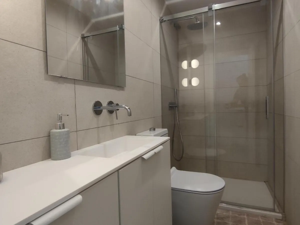 Apartman Apartamento Renovado Junto A La Playa En Platja D'Aro: 2 Habitaciones, Balcon Y Comodidades Cercanas - Es-209-73