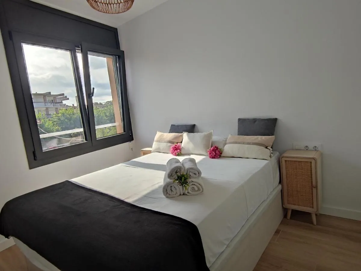 Apartman Apartamento Renovado Junto A La Playa En Platja D'Aro: 2 Habitaciones, Balcon Y Comodidades Cercanas - Es-209-73